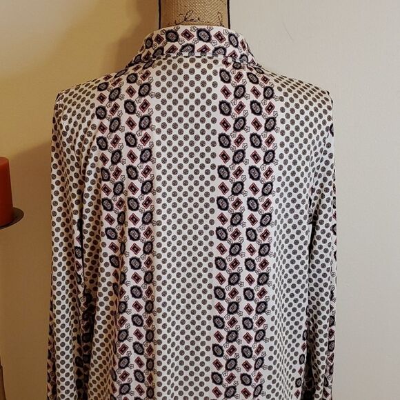 BCBGMaxazria lace up, cream, navy & mauve pattern tunic top size XL - Picture 4 of 10